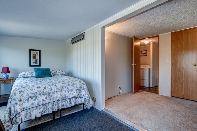 Photo - 2477 River Trail Rd