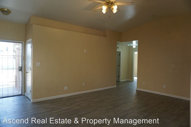 Photo - 3 br, 2 bath House - 234 W Pilot Ave