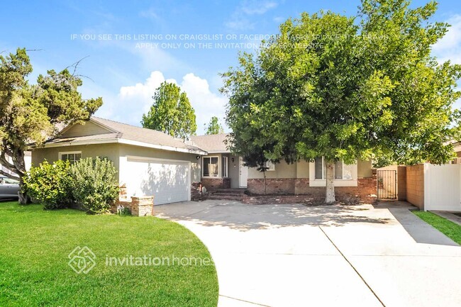 Building Photo - 10944 Haskell Ave Rental