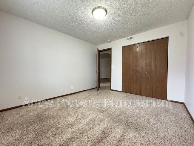 Photo - 3405 Holdrege St