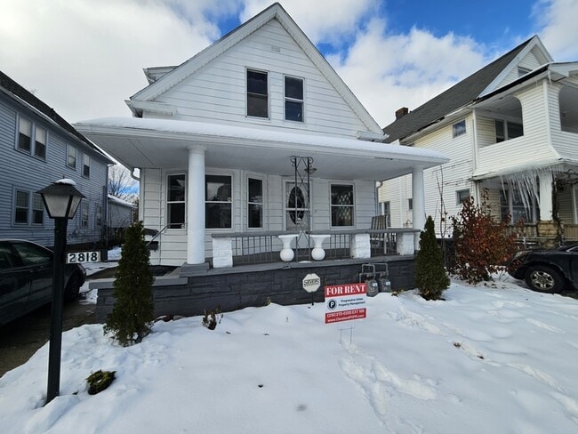 Building Photo - 2818 E 127th St