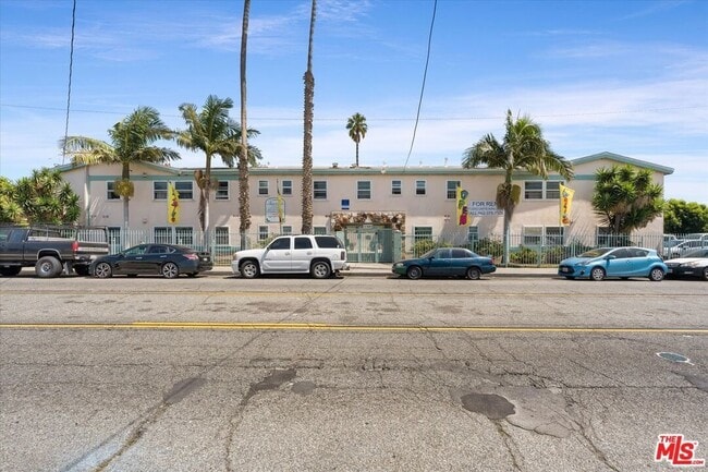 Photo - 10600 S Inglewood Ave Unidad 45