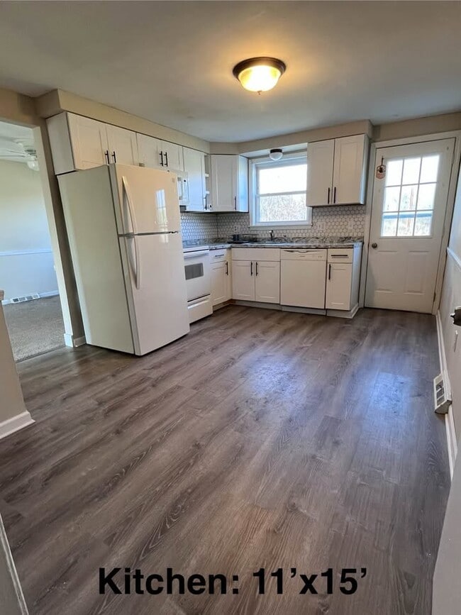 Photo - 5757 Glendale Dr Unit Left