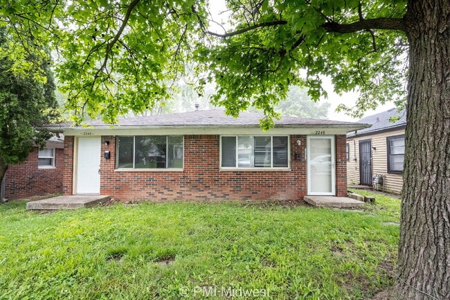 Photo - 2248 N Leland Ave