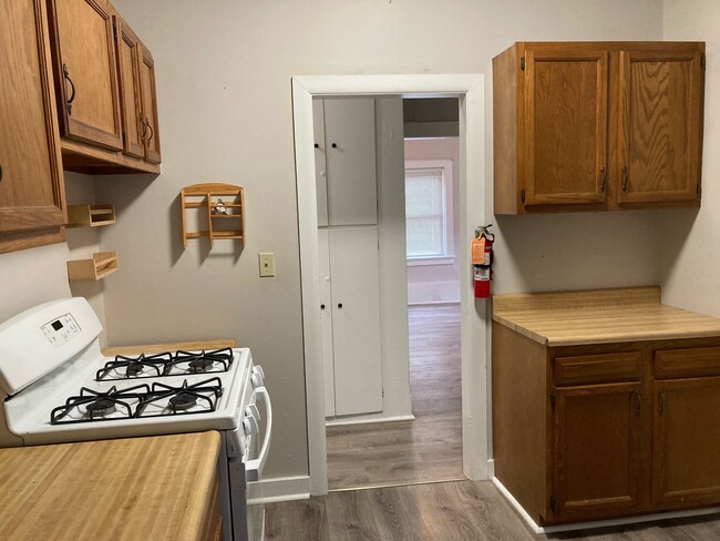 Photo - 1610 Pontiac Trail