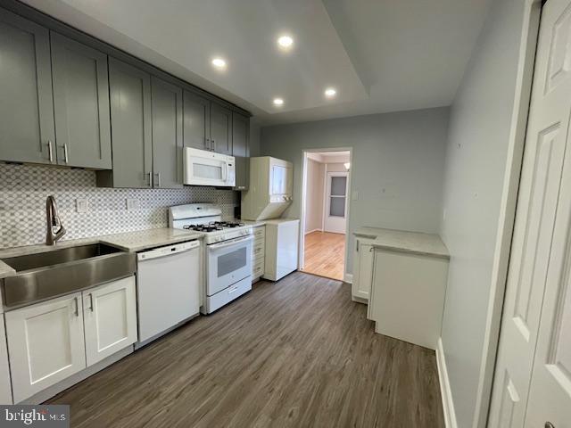 Photo - 3705 S George Mason Dr Unidad 2202S