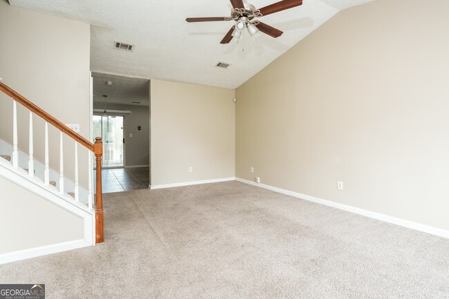 Photo - 5795 Meadowview Rd