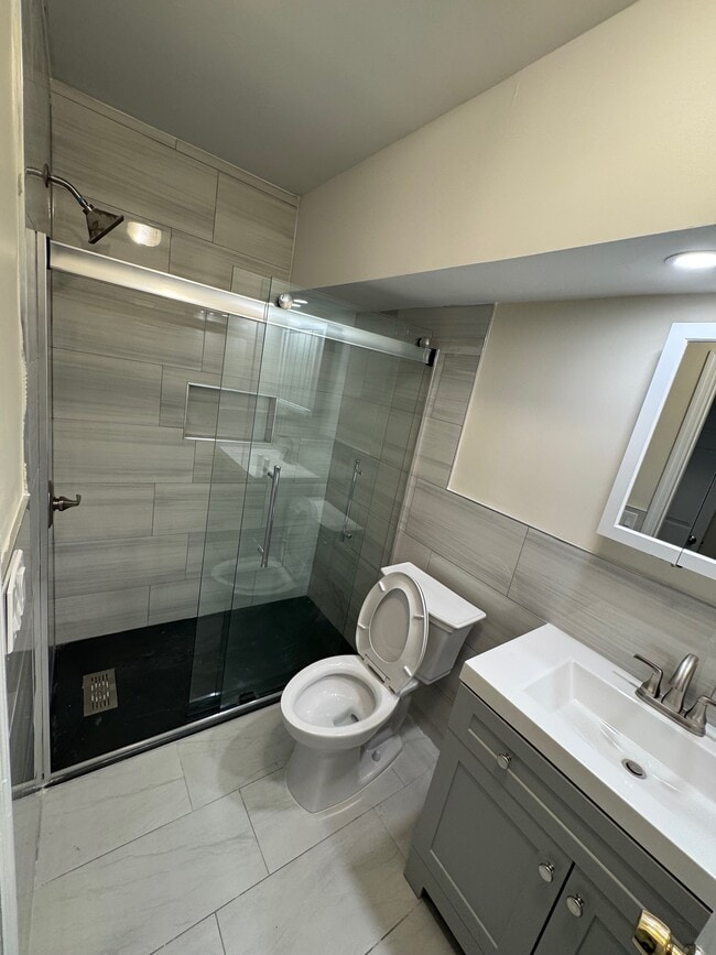 Photo - 31 Emory St Unit #1