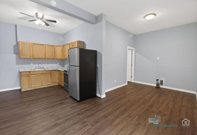 Photo - 1-Bed/1-Bath Cozy Living in the Heart of Sandy