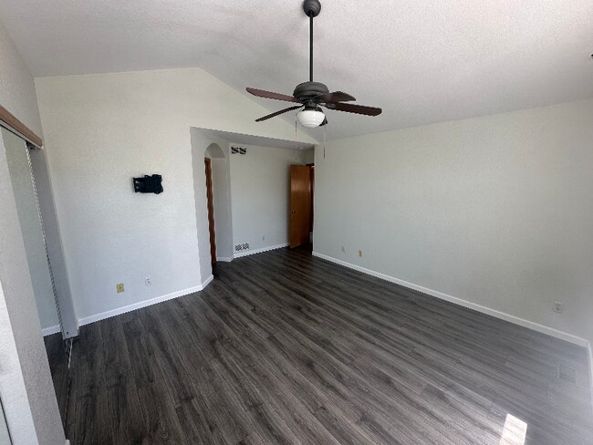 Photo - 7400 W Coal Mine Ave