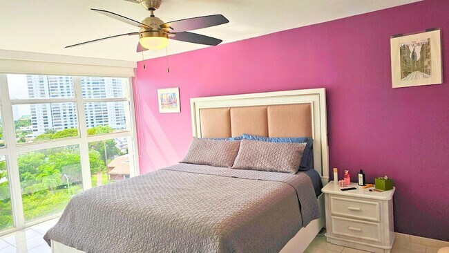 Photo - 400 Leslie Dr Unit 807