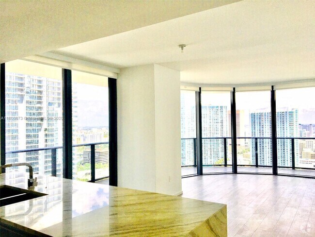 Building Photo - 801 NW Miami Ct Unit 3209 Rental