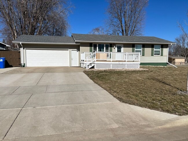 Building Photo - 4 Bed/2 Bath Rental Home in Crooks, SD!!