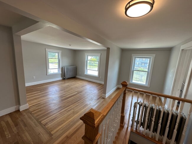 180 Pleasant St