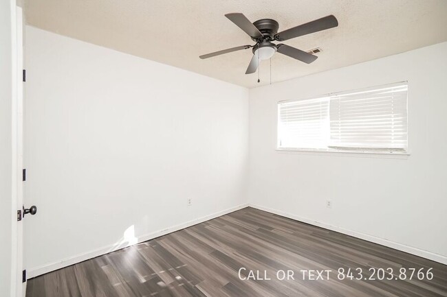 Photo - 317 Woodward Blvd