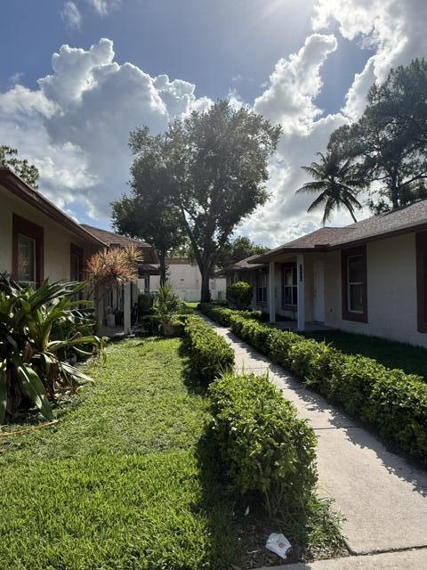 Building Photo - 1215 Hyacinth Pl Unit 1215