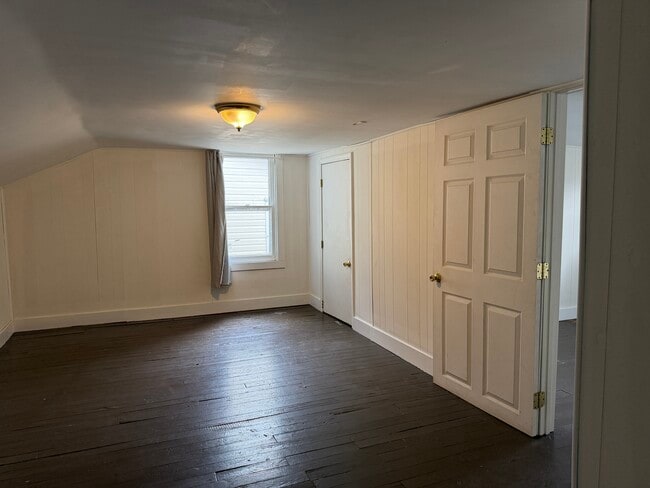 Photo - 711 S 42nd St