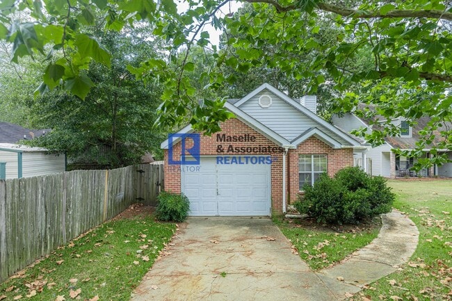 2012 Red Oak Dr