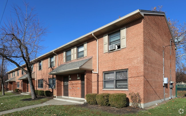 Photo - Stanley Rowe Towers and Townhomes