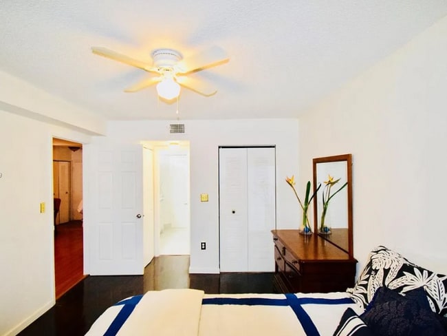 Photo - 2881 N Oakland Forest Dr Unit 111