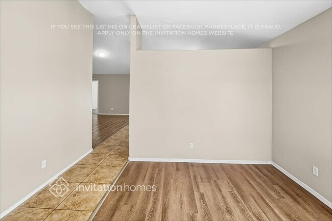 2841 W La Salle St