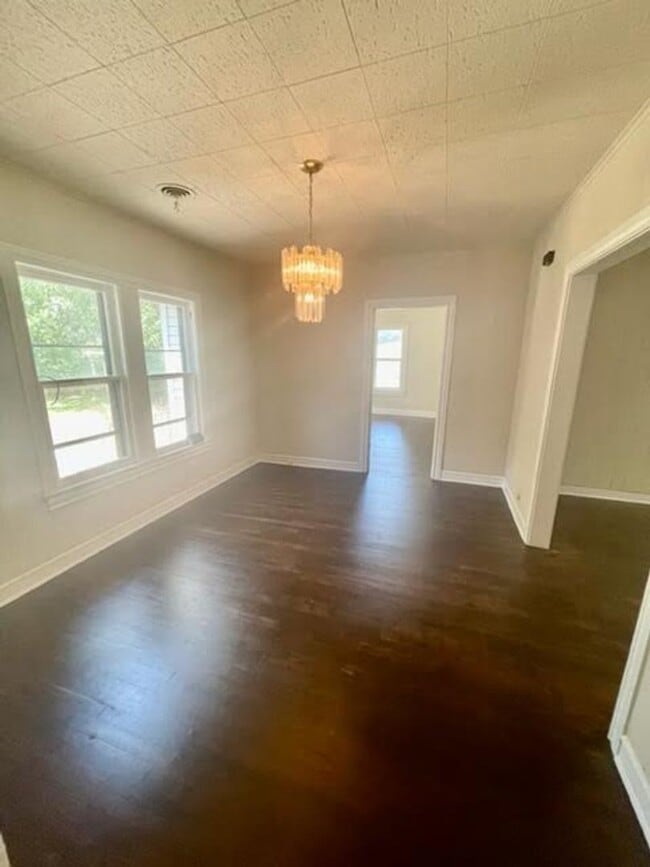 Photo - 3619 Fort Ave