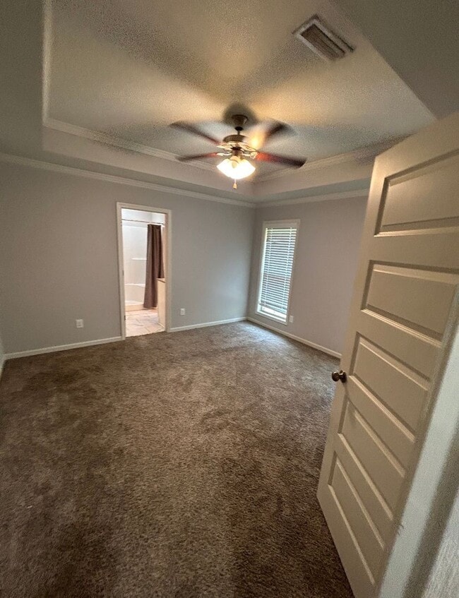 Photo - 208 Martha George Hall Dr