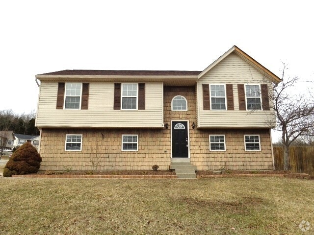 Building Photo - 117 Ridgewood Dr Rental