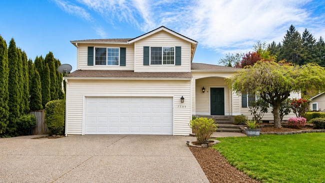 Building Photo - Newly Updated 3BR in The Arbors | Private Long Lake Access + Large Deck