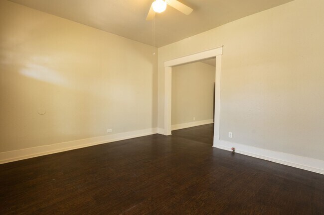 Photo - 2824 Gorman Ave Unidad Apt B