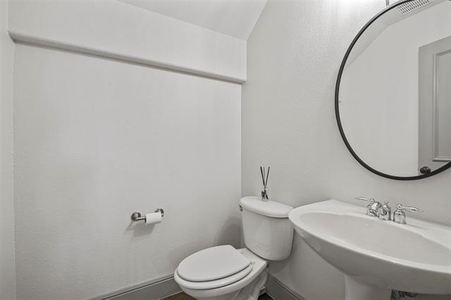 Photo - 2561 Fountain Cove