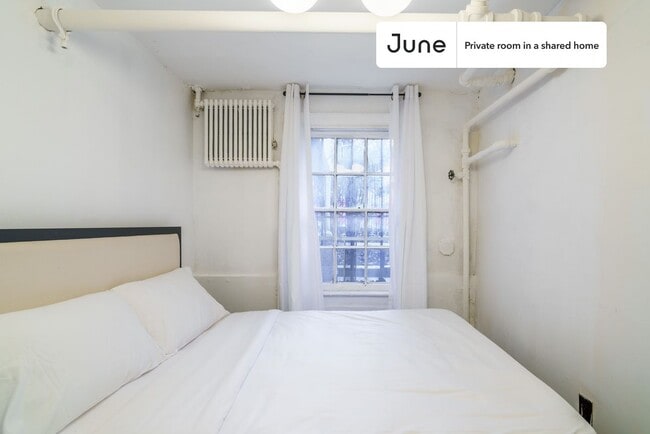 Room in Shared 5 bed/1.5 bath home in Bedford-Stuyvesant