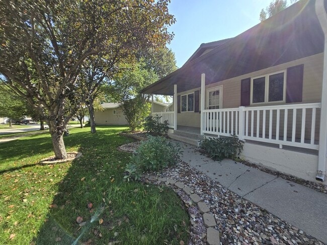 Photo - 5038 W Elm Ct