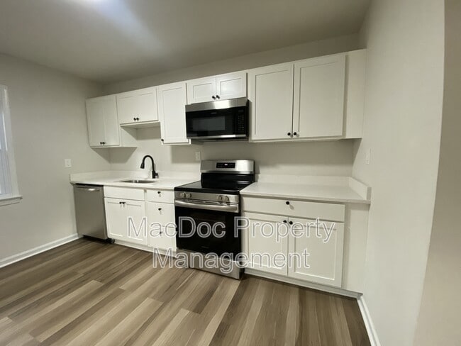 Photo - 9 Farrell Ln