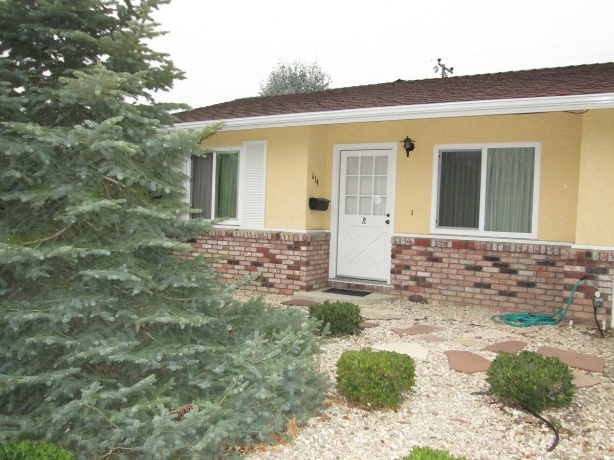 Photo - 634 Couper Dr Unit A