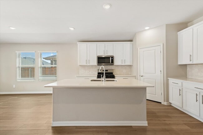 Photo - 2229 Mustang Way