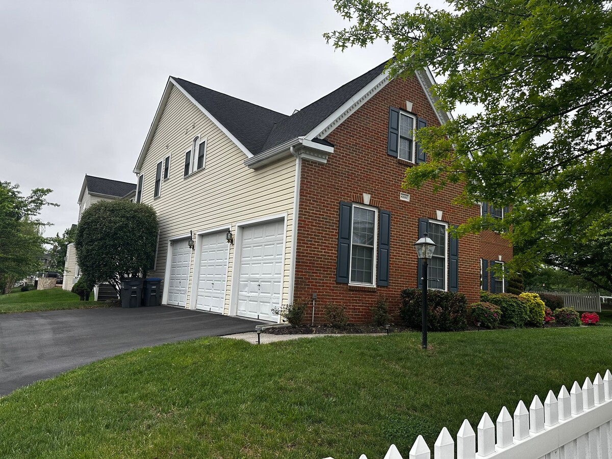 Photo - 43083 Claremorris Way