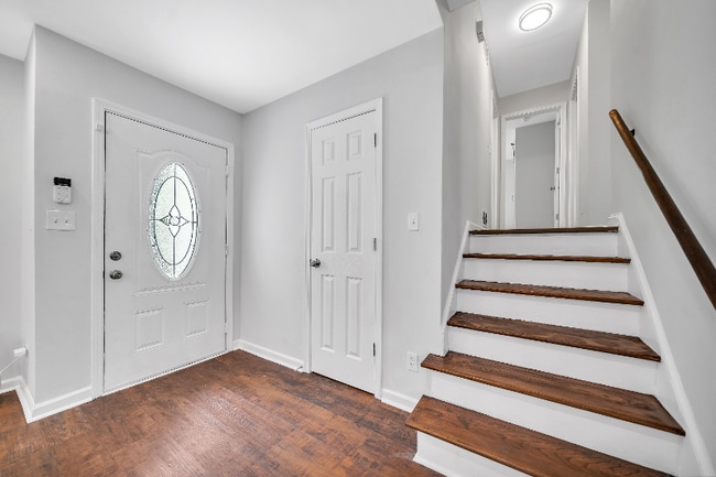 Photo - 1893 Burning Tree Dr