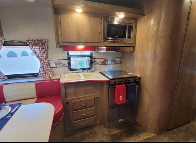 Photo - 315 Osborne St