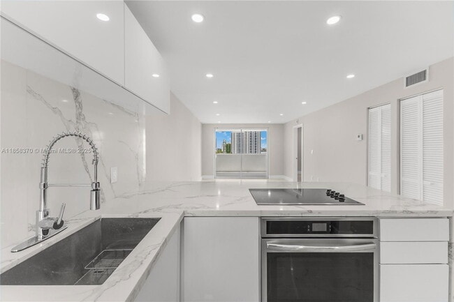 Photo - 1331 Lincoln Rd