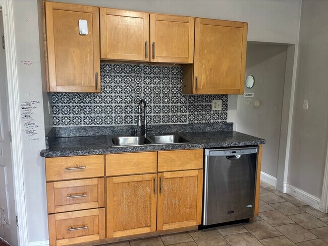 Photo - 8 Stearns St Apartment Unit 1