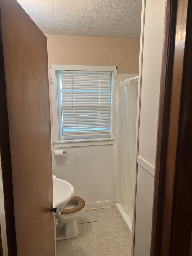 Photo - 667 Highland Ave