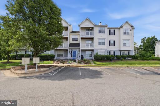 Building Photo - 8058 Lisle Dr Unit 104