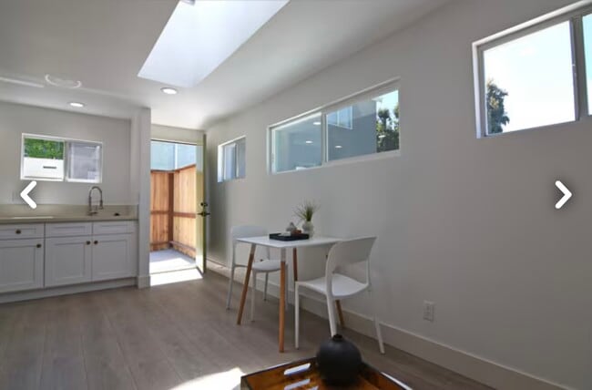 Photo - 2712 Westwood Blvd Unit S1