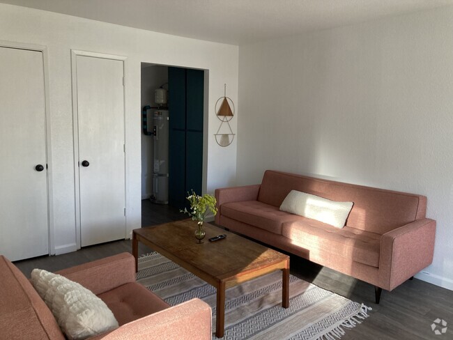 Furnished Unit - 3575 Gypsum Rd Rental