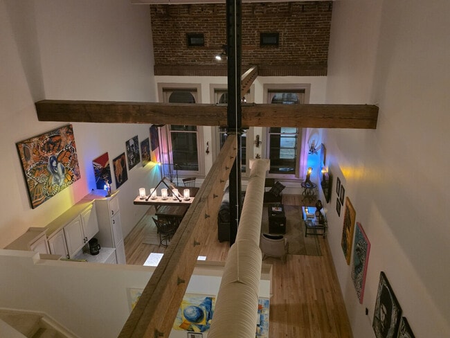 Building Photo - 1555 California St Unit ID1341154P