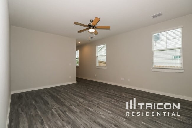 Photo - 1737 Mexican Heather Dr