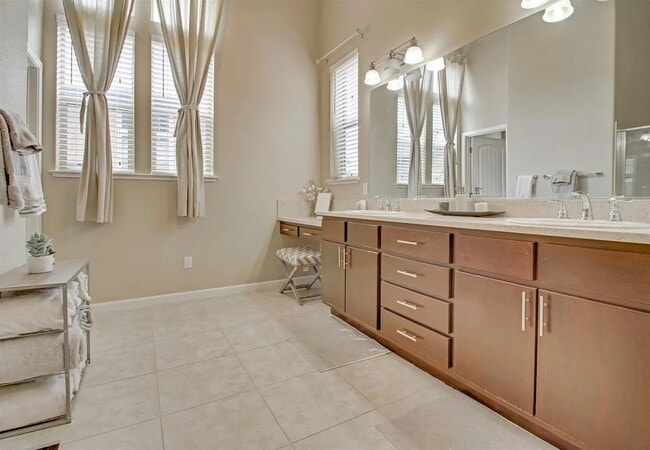 6285 Rocky Point Ct