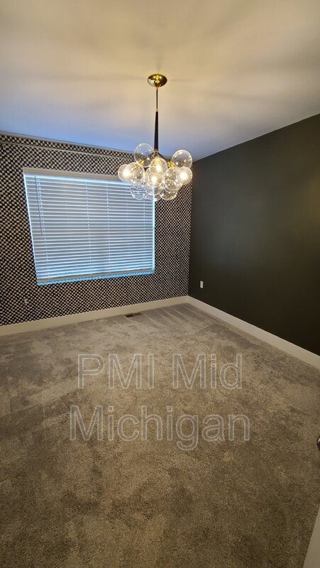 Photo - 2529 W Towne St