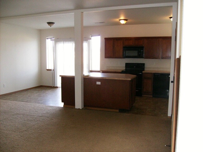 Photo - 1236 Malaga Ave Unit B
